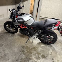 Aprilia Shiver 900