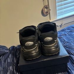 dior b30 triple black used but good condition