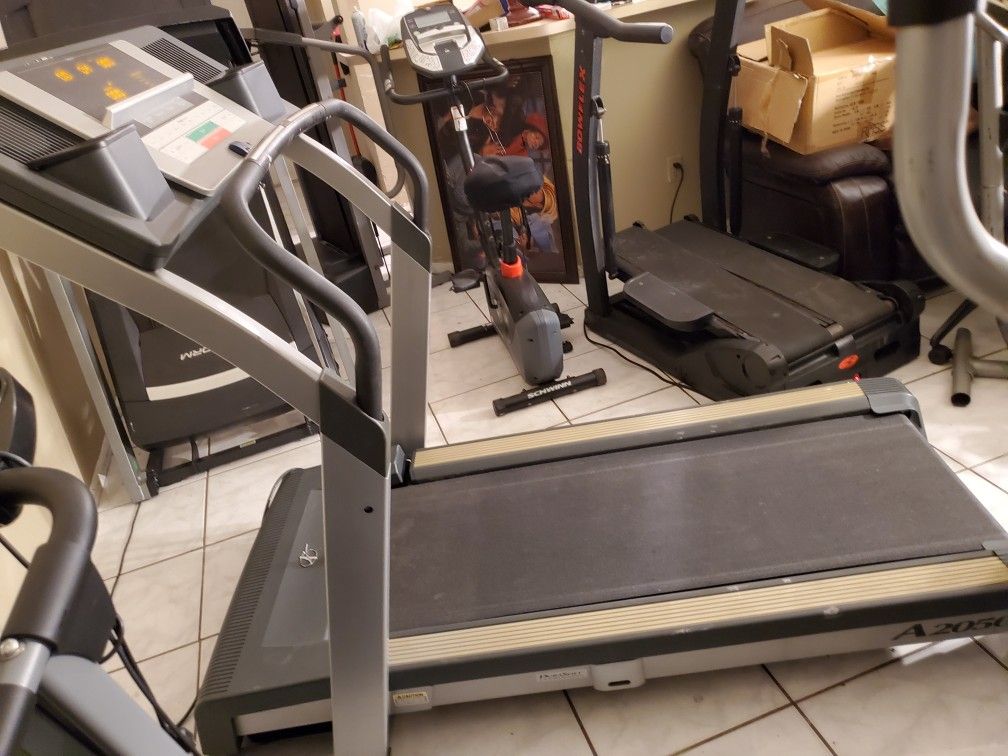 NordicTrack TREADMILL