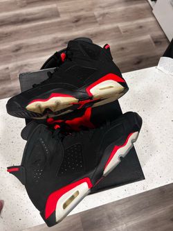 Jordan infared 6’s size 10.5