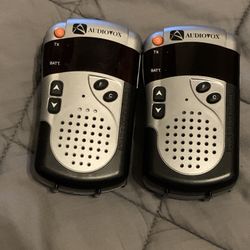 2-Audiovox FR230-2, handheld radios