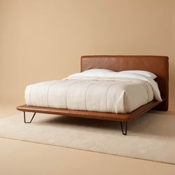 West elm Mid century modern bed-frame
