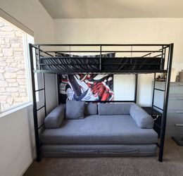bed / couch