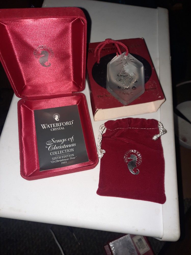 Waterford Crystal 2001 Songs Of Christmas 6th Edition "O Christmas Tree" Ornament