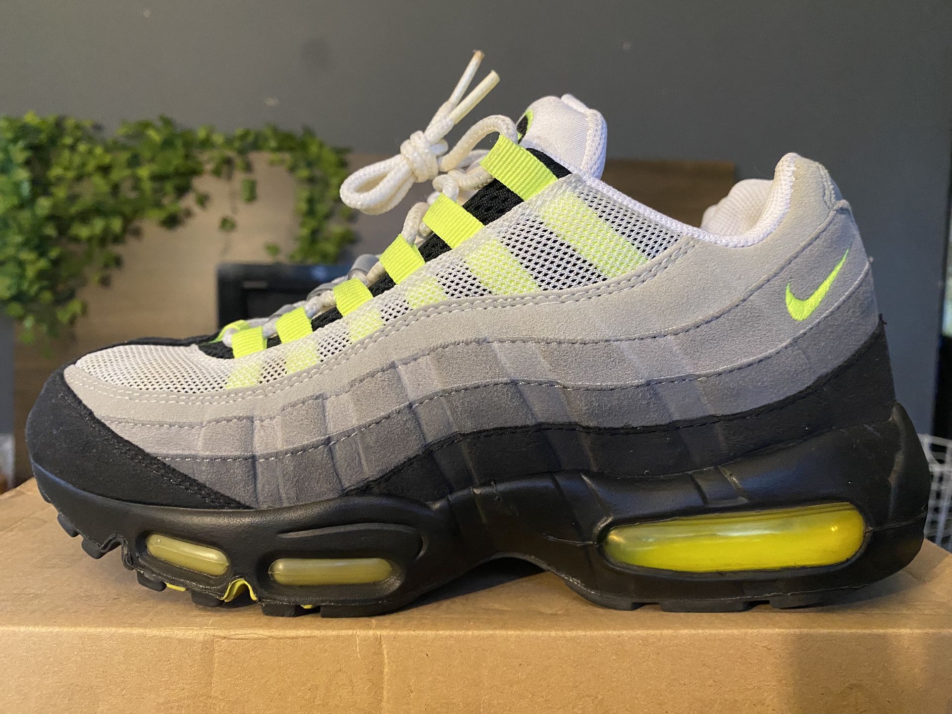 Air Max 95 OG Neon