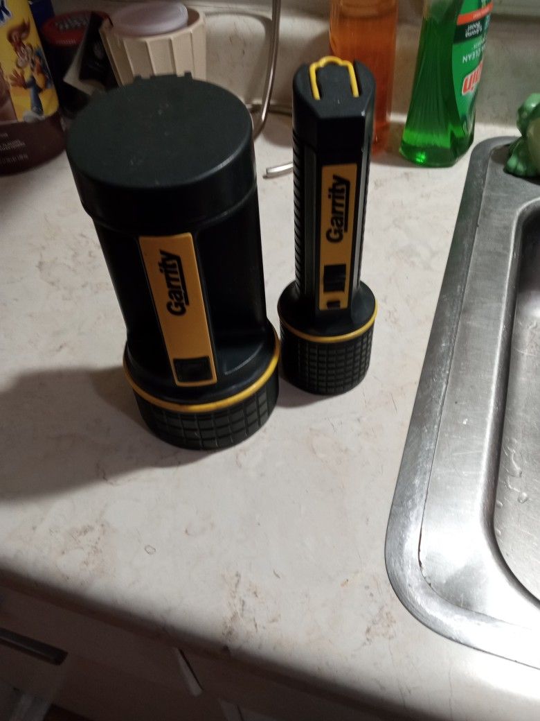 Matching Flashlight's Set