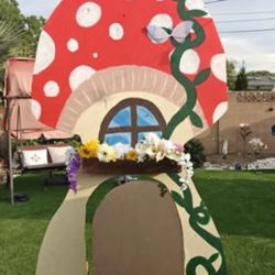 Large Mushroom Wooden Party Backdrop