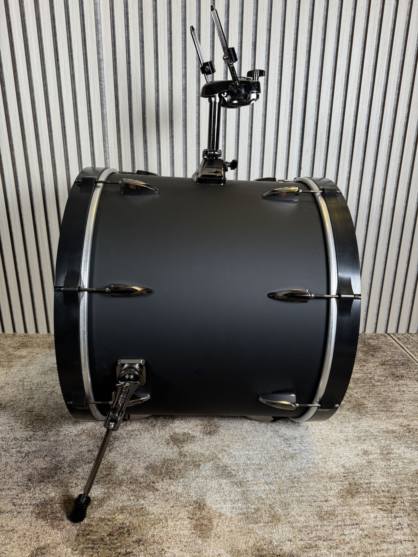 Bass Drum - 22” Tama Imperialstar 