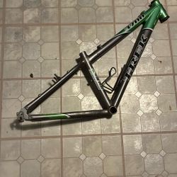 Trek 3700 Alpha all Aluminum 26” Mountain Bike Frame