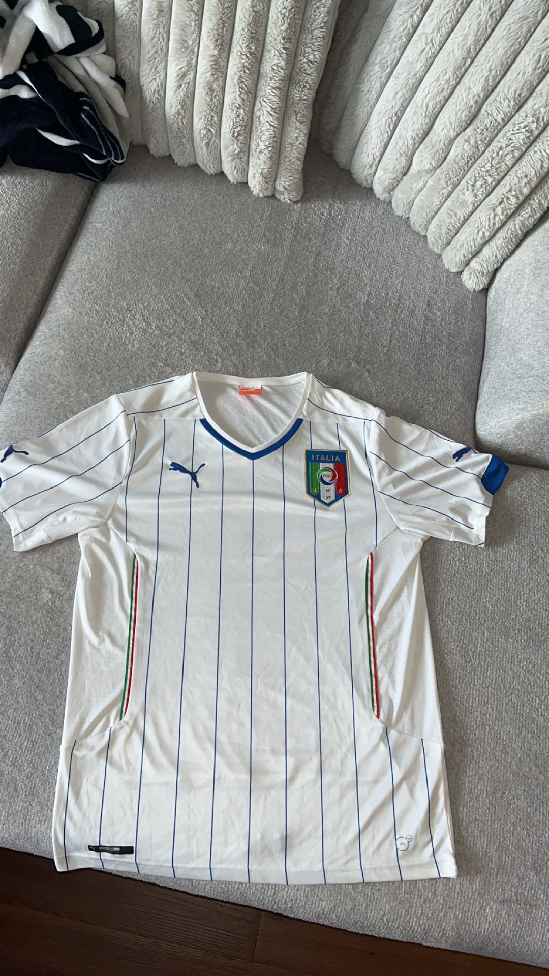 Puma men’s FIGC licensed 2014-2015 away replica jersey (puma) 