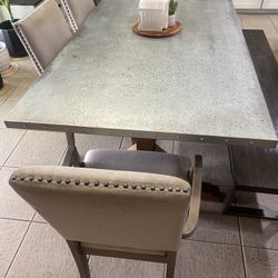 Dining Table 4 Chairs 