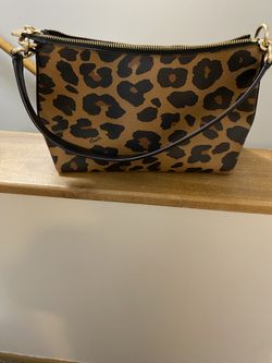 Small Size Coach Purse —- Like New In Leopard Color