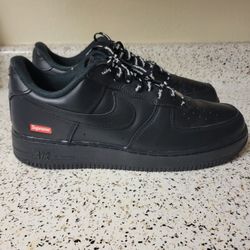 🔥Air Force 1 Supreme Low🔥 Size 13m🔥