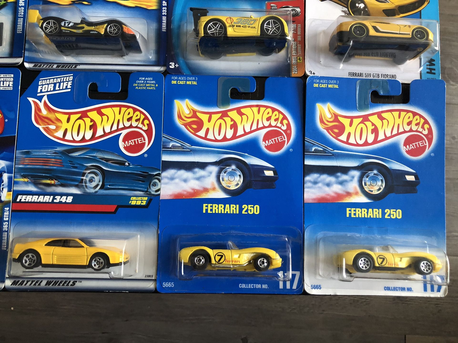 Ferrari Hot wheels Lot Of 18 Cars Hotwheels