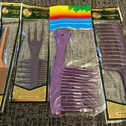 Cosmetic Combs $2 each