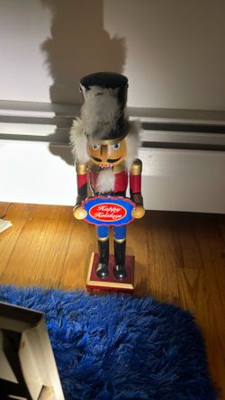 nutcracker figure