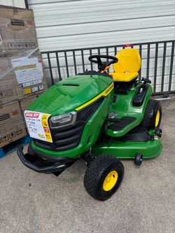 John Deere s-140