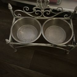 Shabby Chic Pet Bowl Holder 