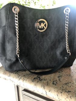 Michael Kors purse