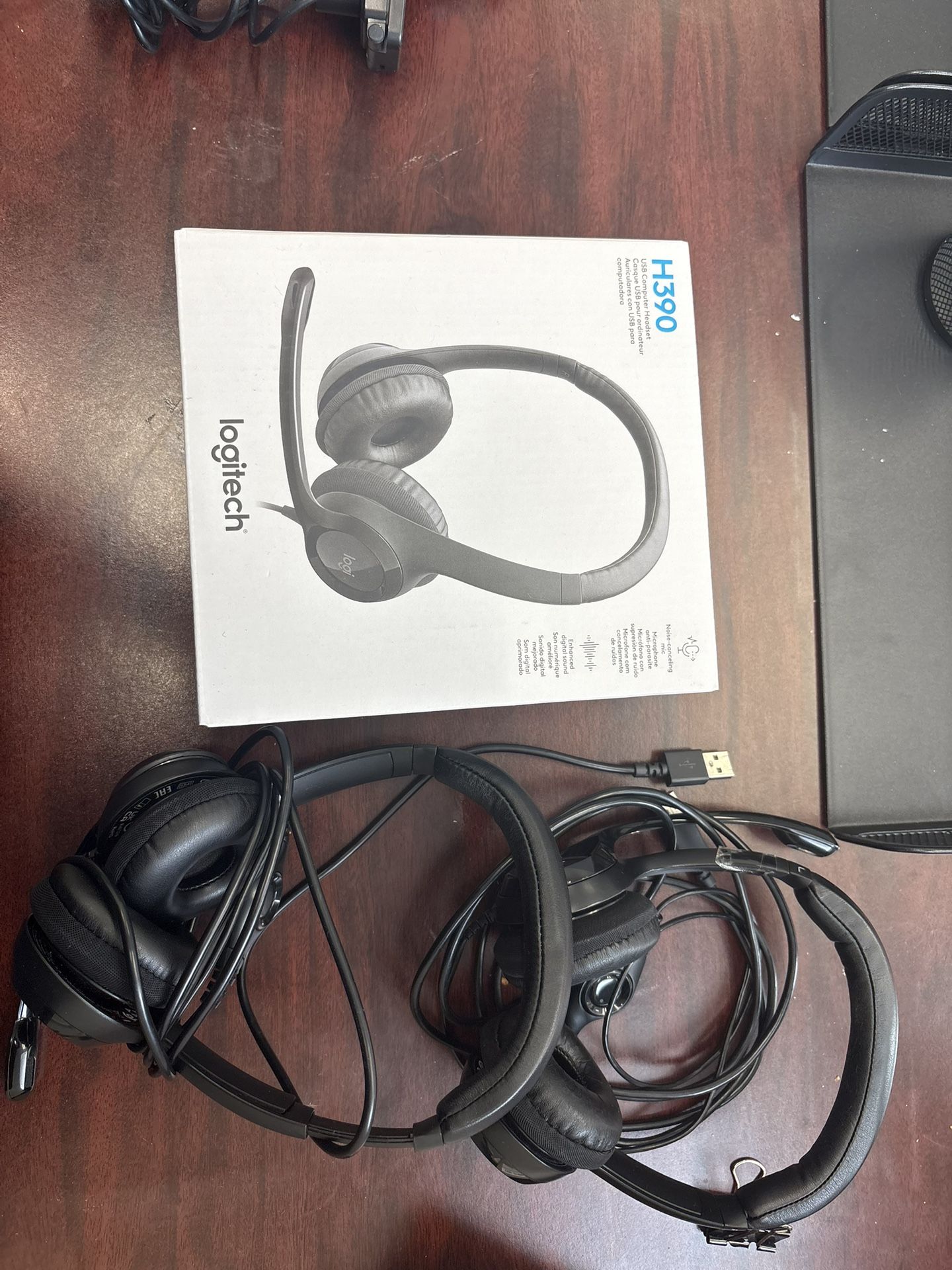 Logitech Headsets and Cameras 