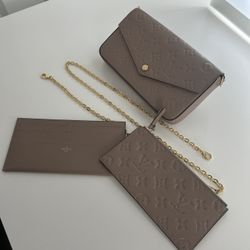 Crossbody Chain Bag