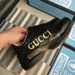 Gucci Shoes 