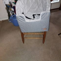 K & H Bucket Booster Pet Seat