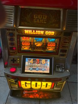 Functional slot machine