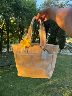 2007 Coach Hamptons Yellow Scribble Tote Bag
