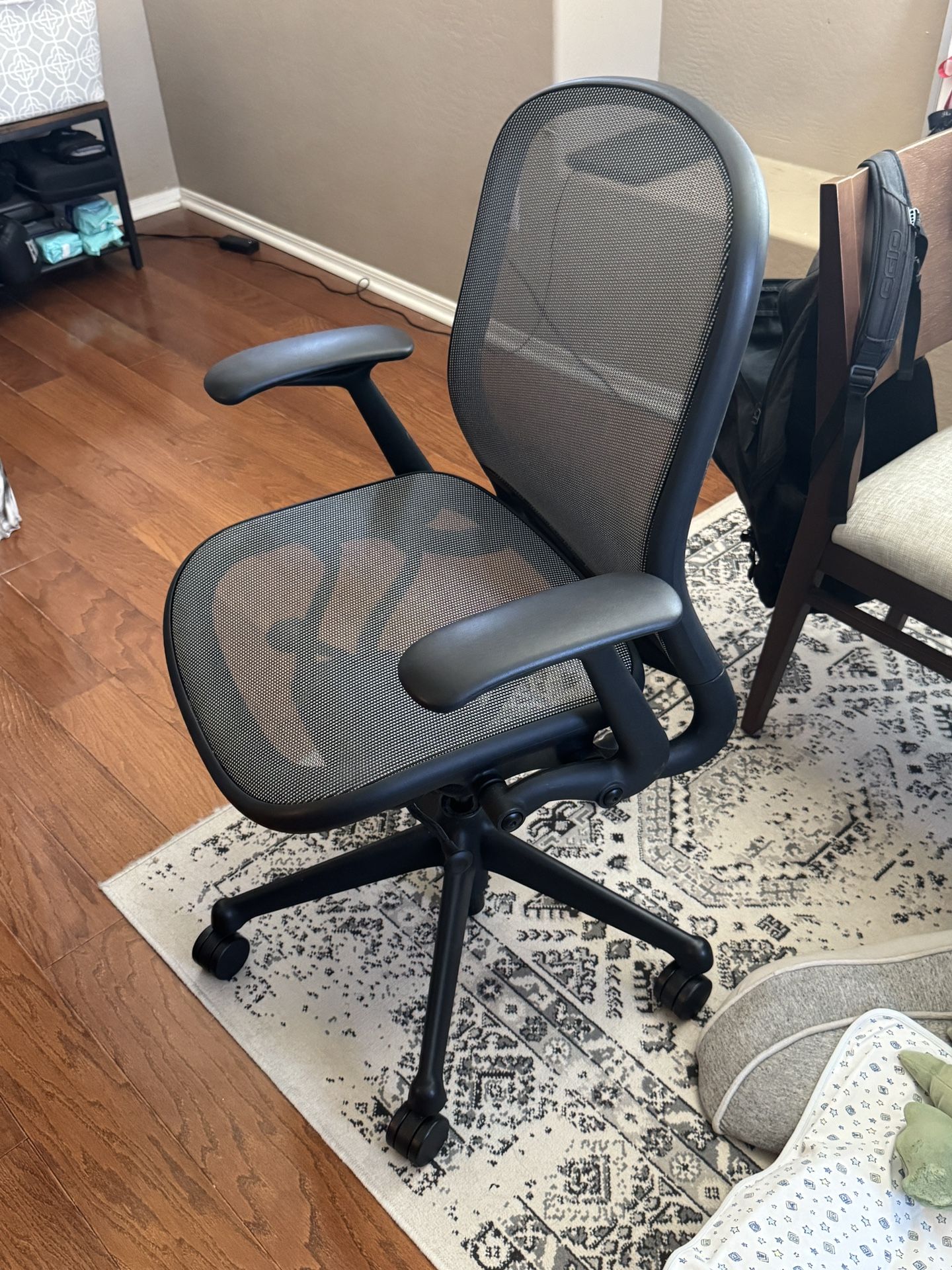Knoll Chadwick Mesh Rolling Office Chairs - Val Vista And Pecos