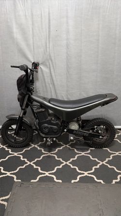 Burromax TT750R