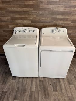 GE washer and dryer electric laundry set