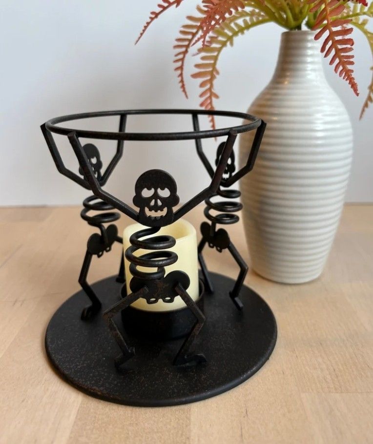 Retro Partylite Spooky Fun Dancing Skeleton Circle Halloween Iron Candle Holder
