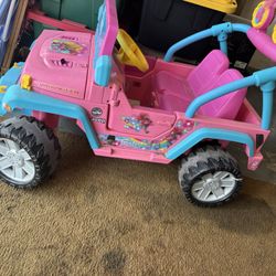 Trolls jeep car