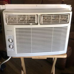 Frigidaire AC Window Unit