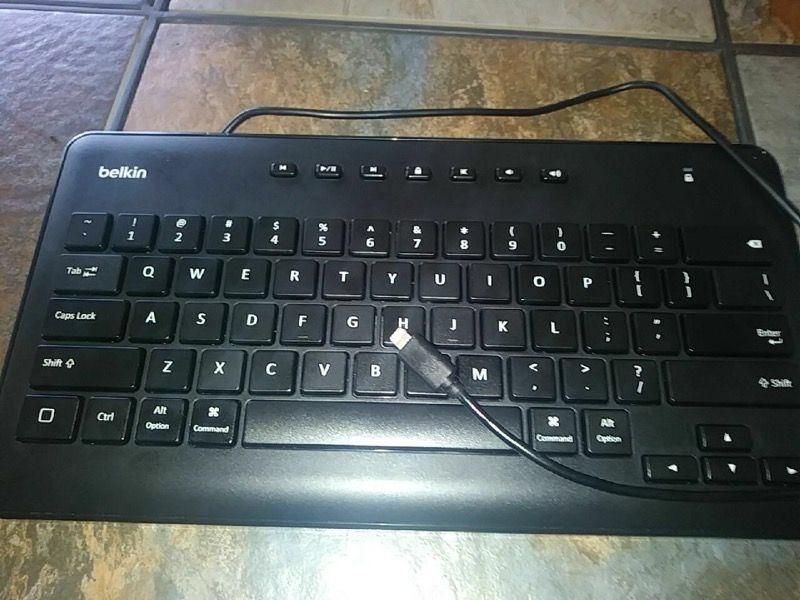 Apple keyboard