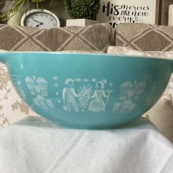 Vintage Turquoise Pyrex Amish Butterprint Mixing Bowl
