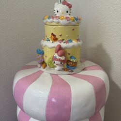 HELLO KITTY EASTER CAKE CANISTER