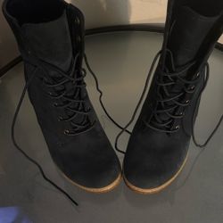 Women’s Size 6.5 Timberland Blue Boots 