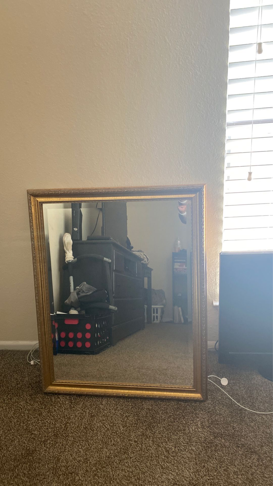 Wall mirror 32x26