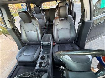 2011 Chevy traverse LS