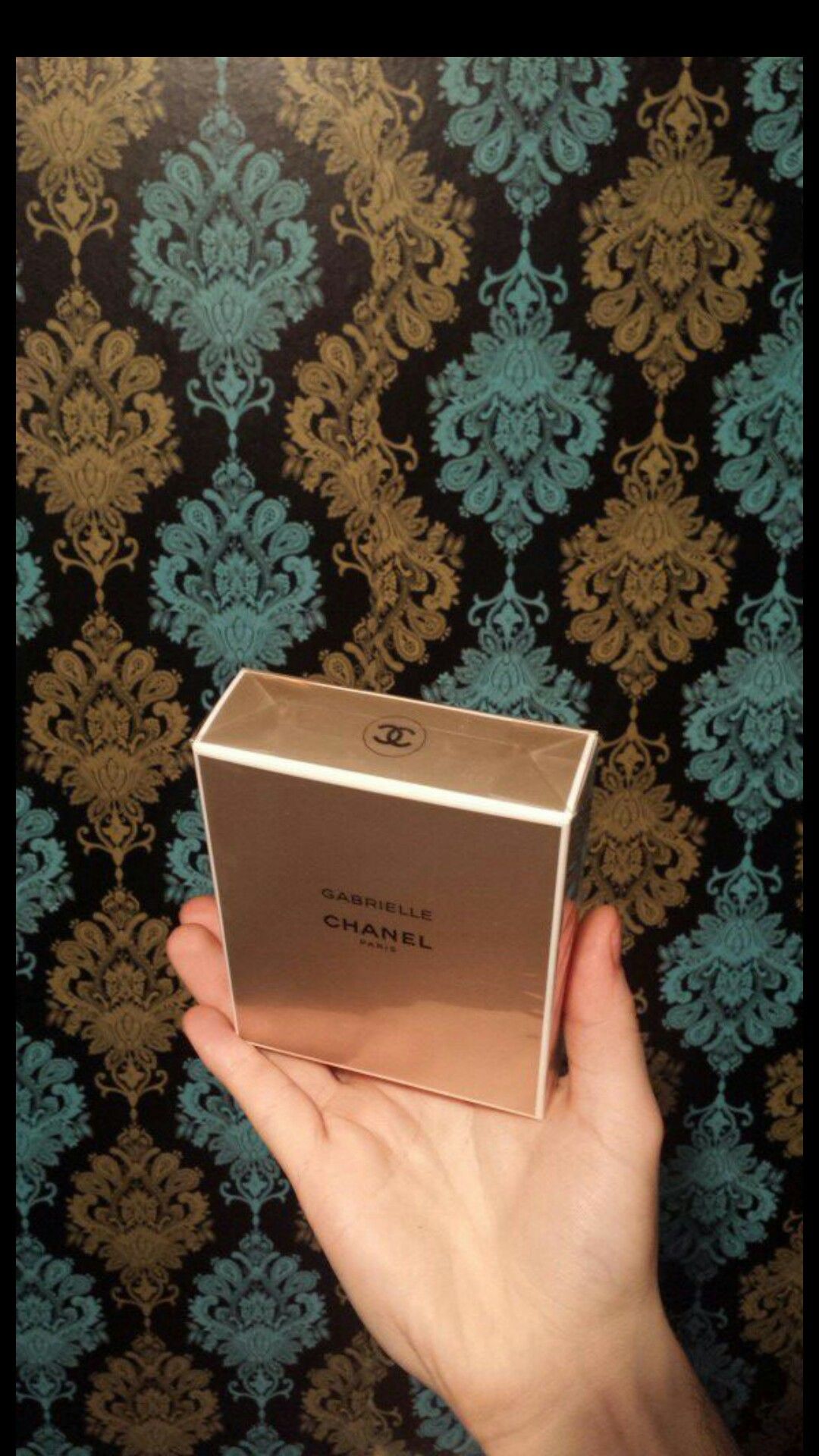 New sealed. Perfume GABRIELLE CHANEL Eau de Parfum Spray, 3.4 oz