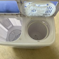 Washer & Dryer Together (portable)