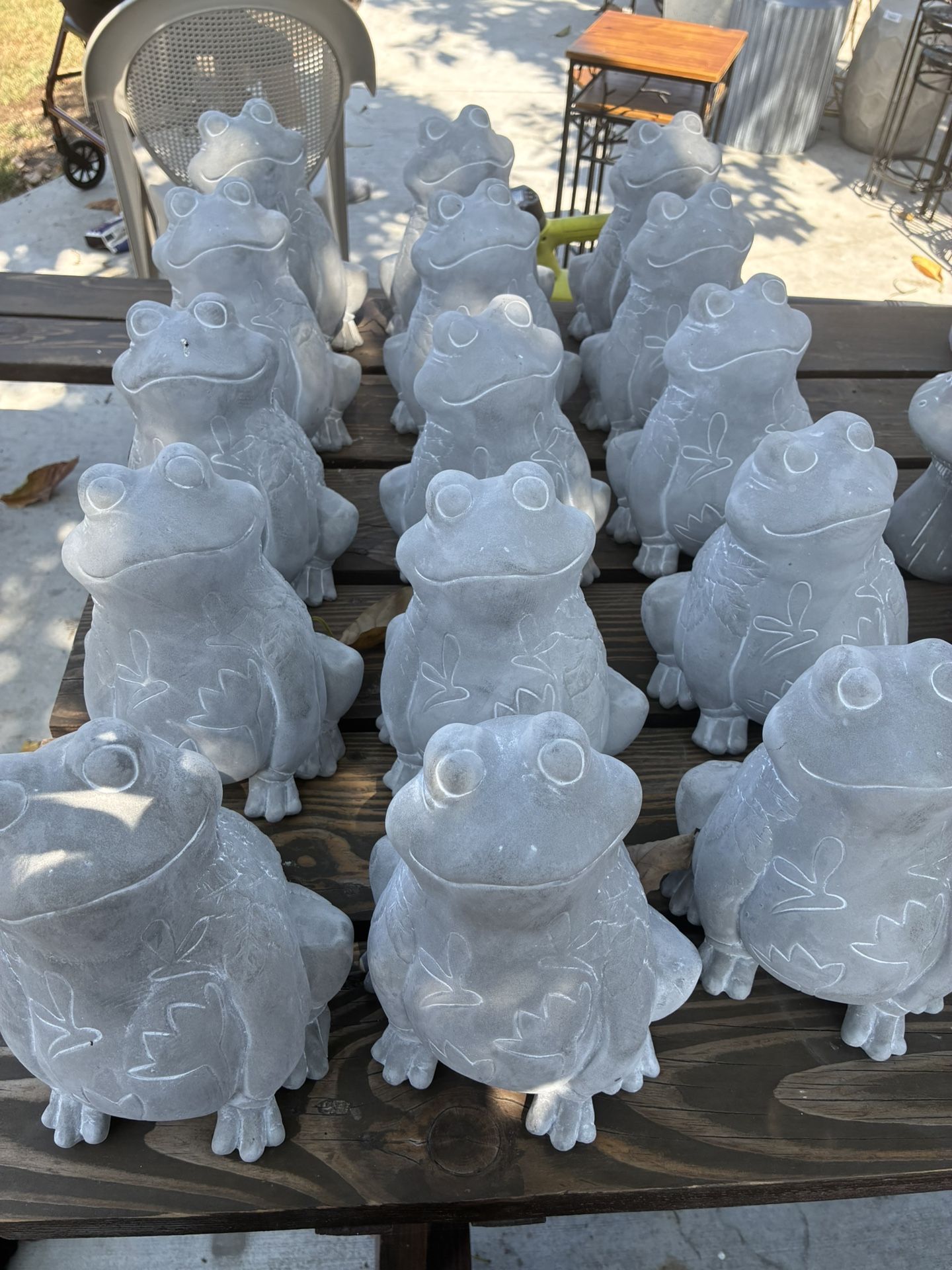 Super Cute Cement, Frogs, And Mushrooms