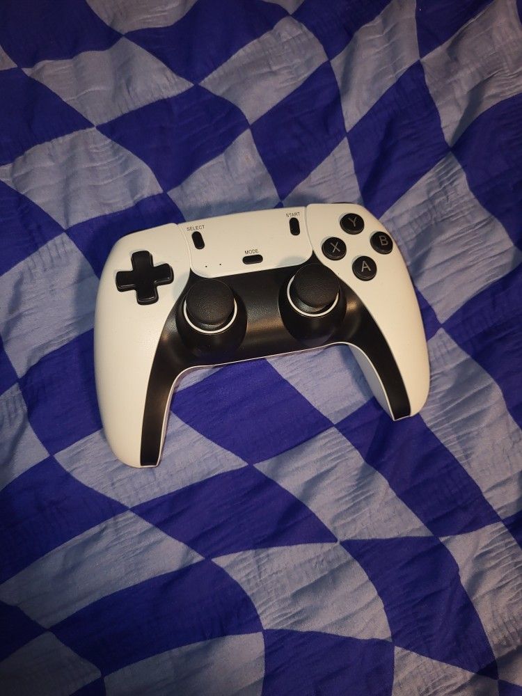 Retro Gaming Console