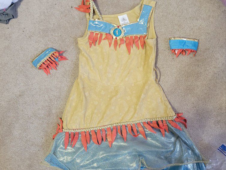 Girls Size 5/6 Disney Pocahontas Costume 