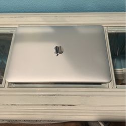 Macbook pro 2017