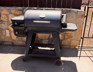 Pit Boss Smoker