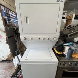 Kenmore Stackable Washer And Dryer “white”