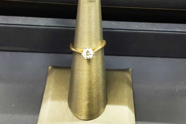 Yellow Gold 14k (.585) 2.6 grams Size 7